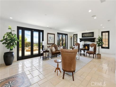 41 Balcony , Irvine, CA