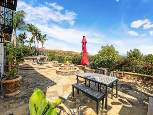 41 Balcony , Irvine, CA