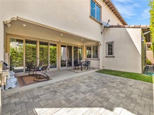 66 English Saddle , Irvine, CA