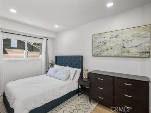 20  Marigold  15 , Irvine, CA