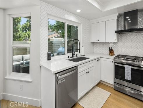 20  Marigold  15 , Irvine, CA