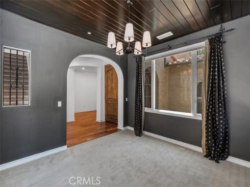 34 Tall Hedge , Irvine, CA