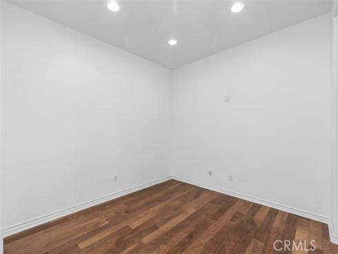 34 Tall Hedge , Irvine, CA