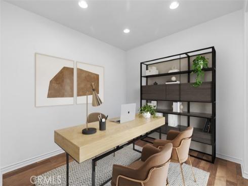 34 Tall Hedge , Irvine, CA