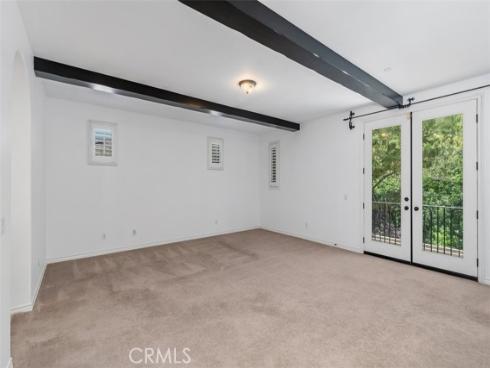 34 Tall Hedge , Irvine, CA