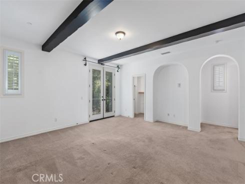 34 Tall Hedge , Irvine, CA