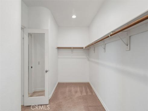 34 Tall Hedge , Irvine, CA