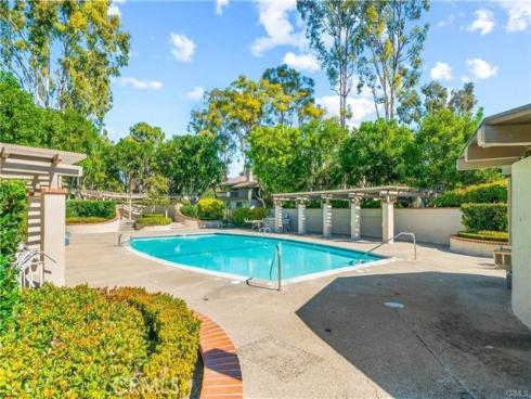 17  Verde  , Irvine, CA