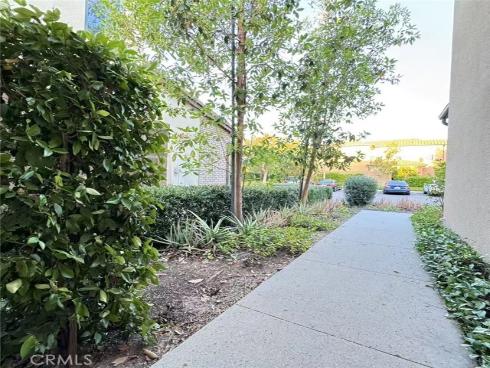 103  Alumroot  , Irvine, CA