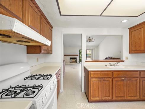 16  Driftwood  24 , Irvine, CA