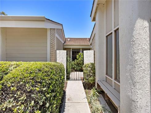 16  Driftwood  24 , Irvine, CA