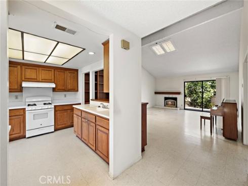 16  Driftwood  24 , Irvine, CA