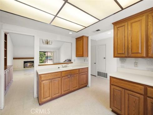 16  Driftwood  24 , Irvine, CA