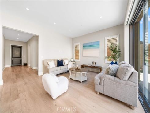 103  Sky  , Irvine, CA