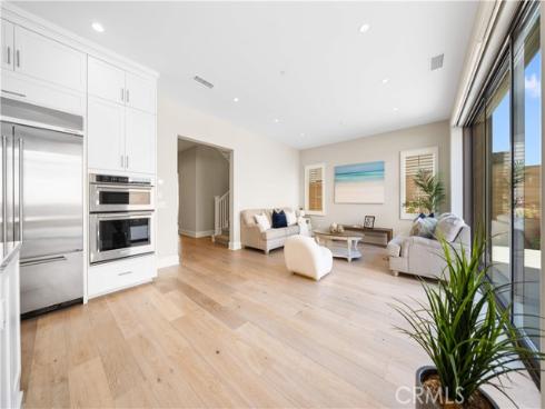 103  Sky  , Irvine, CA