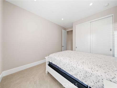 103  Sky  , Irvine, CA