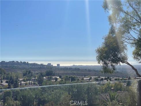 25  Village   Way, Irvine, CA