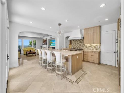 25  Village   Way, Irvine, CA