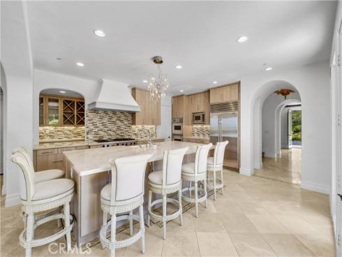 25  Village   Way, Irvine, CA