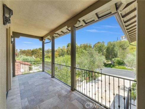 25  Village   Way, Irvine, CA