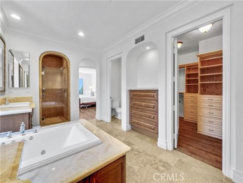 25  Village   Way, Irvine, CA