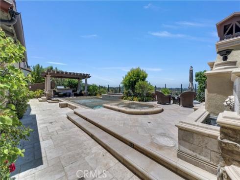 25  Village   Way, Irvine, CA