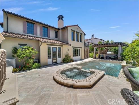 25  Village   Way, Irvine, CA