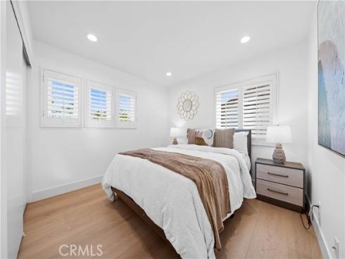 33 Winterfield Road, Irvine, CA