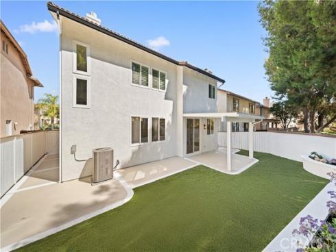 33 Winterfield Road, Irvine, CA