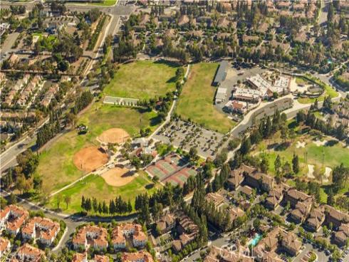 33 Winterfield Road, Irvine, CA