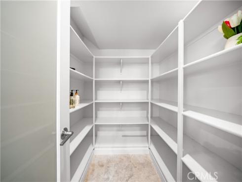 814  Beacon  , Irvine, CA