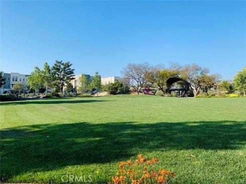 814  Beacon  , Irvine, CA