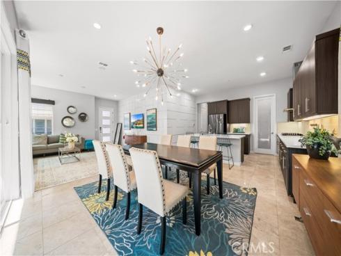 814  Beacon  , Irvine, CA