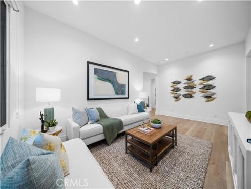 101  Lustro  , Irvine, CA