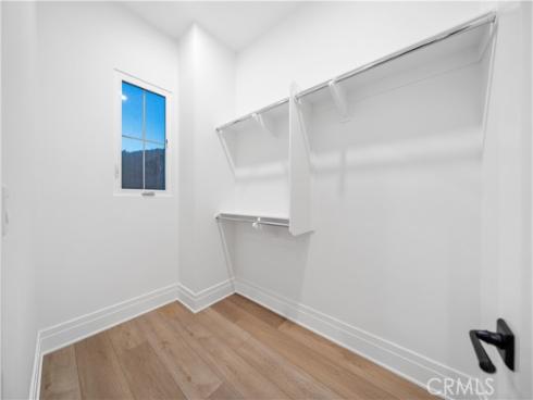 101  Lustro  , Irvine, CA