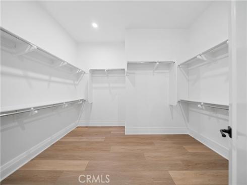 101  Lustro  , Irvine, CA