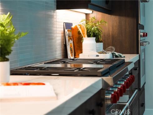 221  Stage  , Irvine, CA