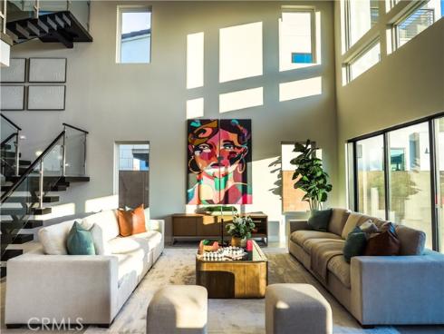 221  Stage  , Irvine, CA