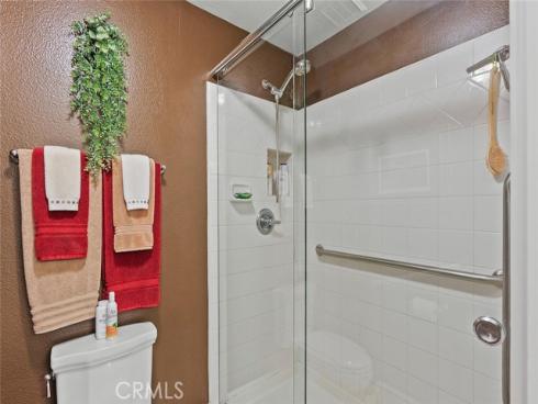 10  Glenhurst  37 , Irvine, CA