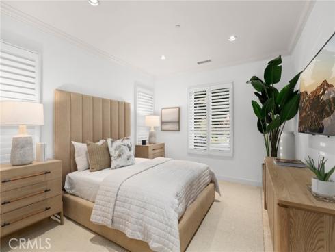 70 Livia , Irvine, CA