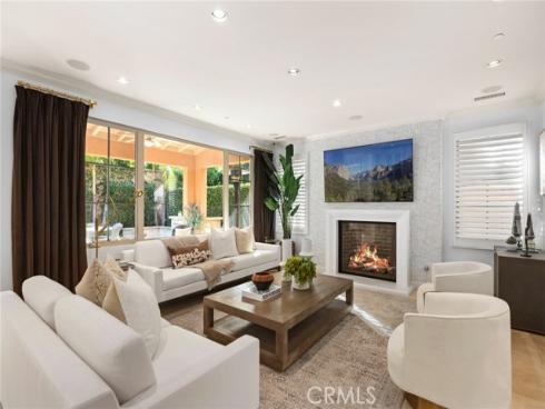 70 Livia , Irvine, CA