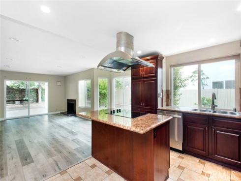 13 Seville , Irvine, CA