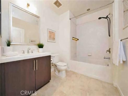 21  Gramercy  421 , Irvine, CA