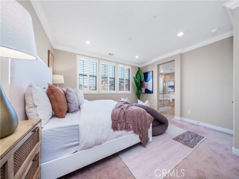 111  Spoke  , Irvine, CA