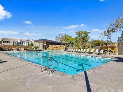 111  Newall  , Irvine, CA