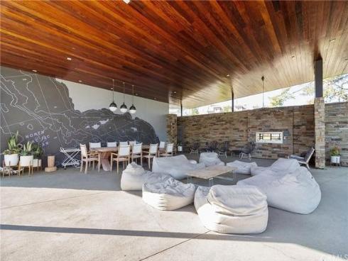 111  Newall  , Irvine, CA