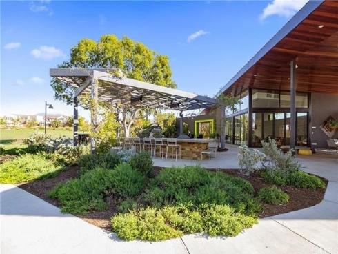 111  Newall  , Irvine, CA