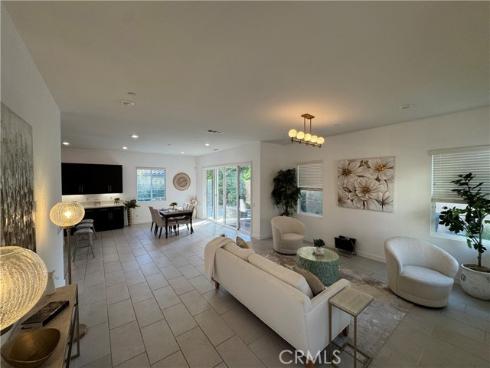 111  Newall  , Irvine, CA