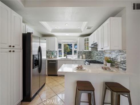 20  Sacramento  , Irvine, CA