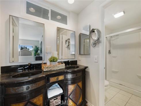 20  Sacramento  , Irvine, CA